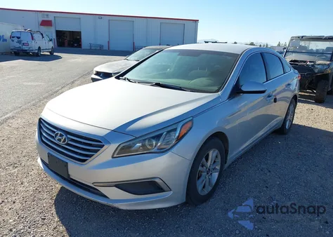 2016 Hyundai Sonata Se z USA, uszkodzony, nr VIN 5NPE24AF1GH281152
